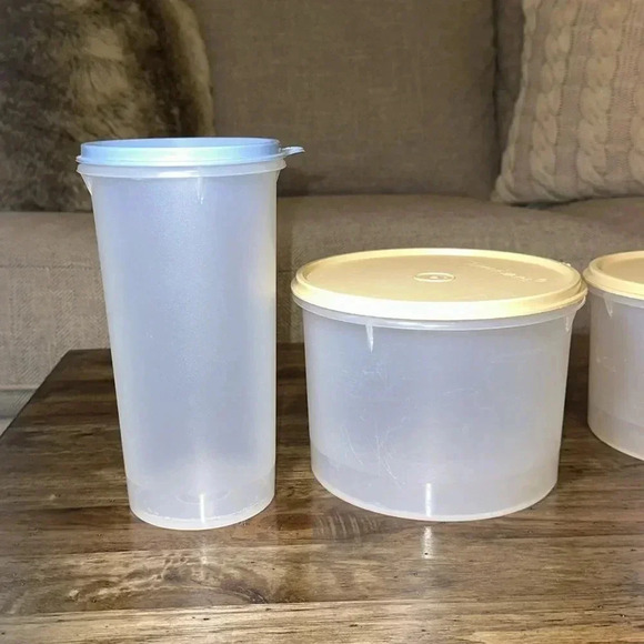 6 ct Tupperware 6 piece bundle plastic bowls/containers w/lids - Picture 2 of 10